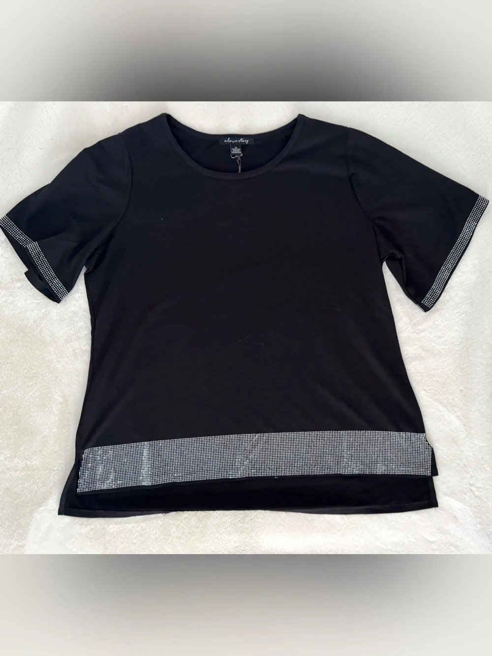 A Love Story Black Rhinestone Trim Shirt, Size 1X - NWT - Picture 3 of 9